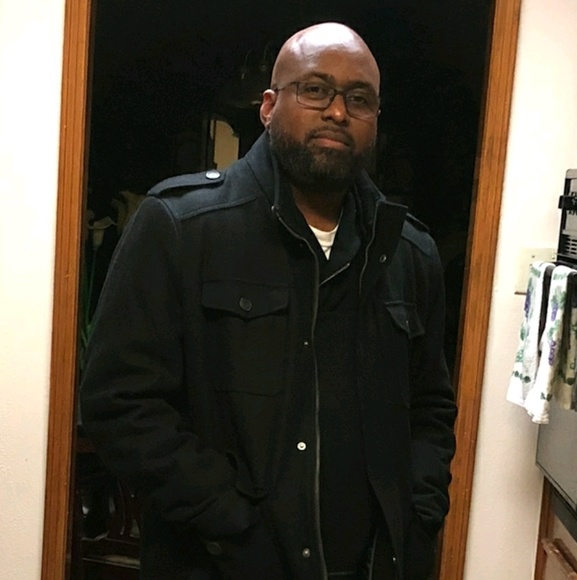 Meet your Posher, James - Picture 1 of 1